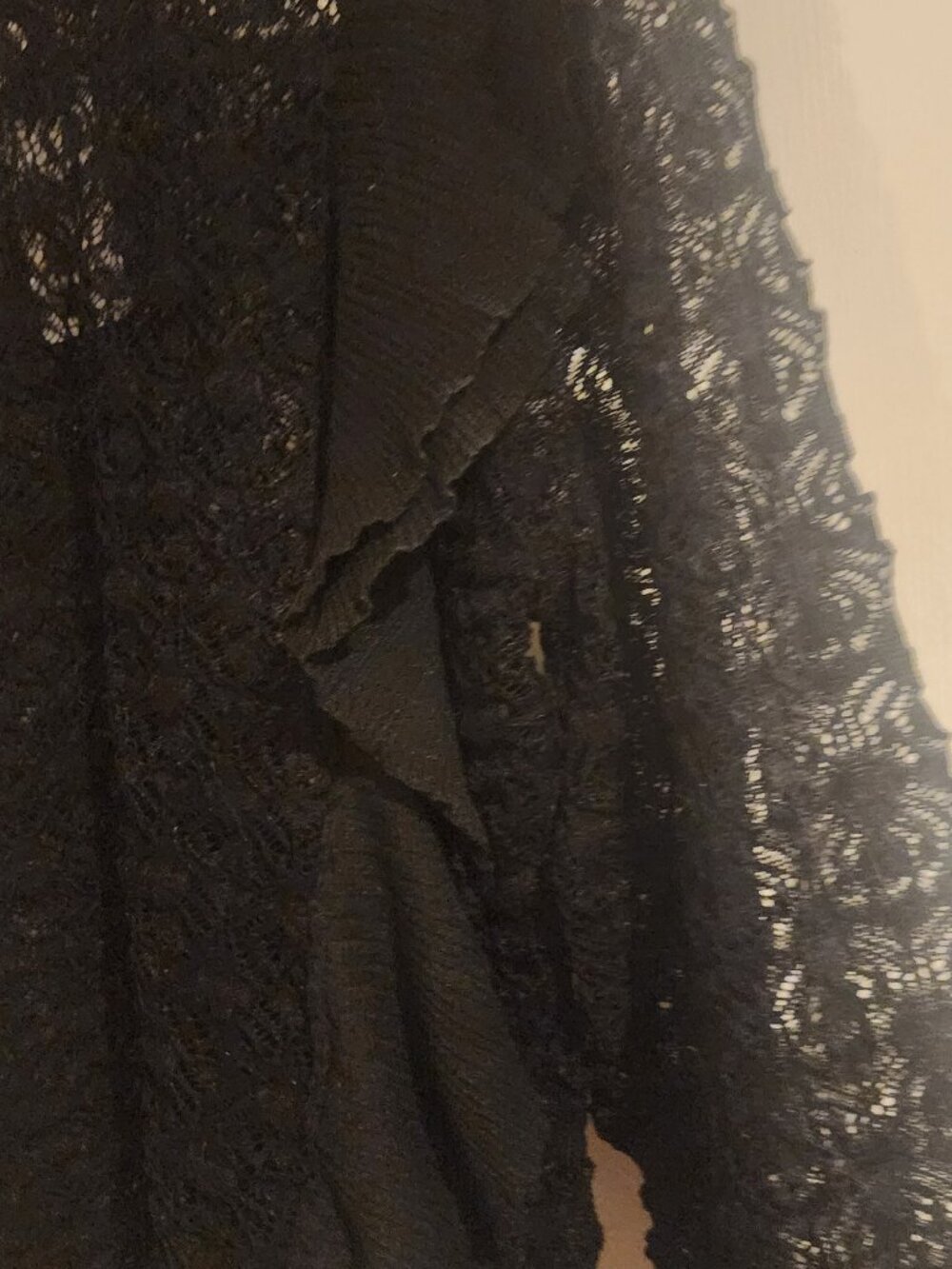 MANGO LACE RUFFLE TOP - Picture 5 of 13